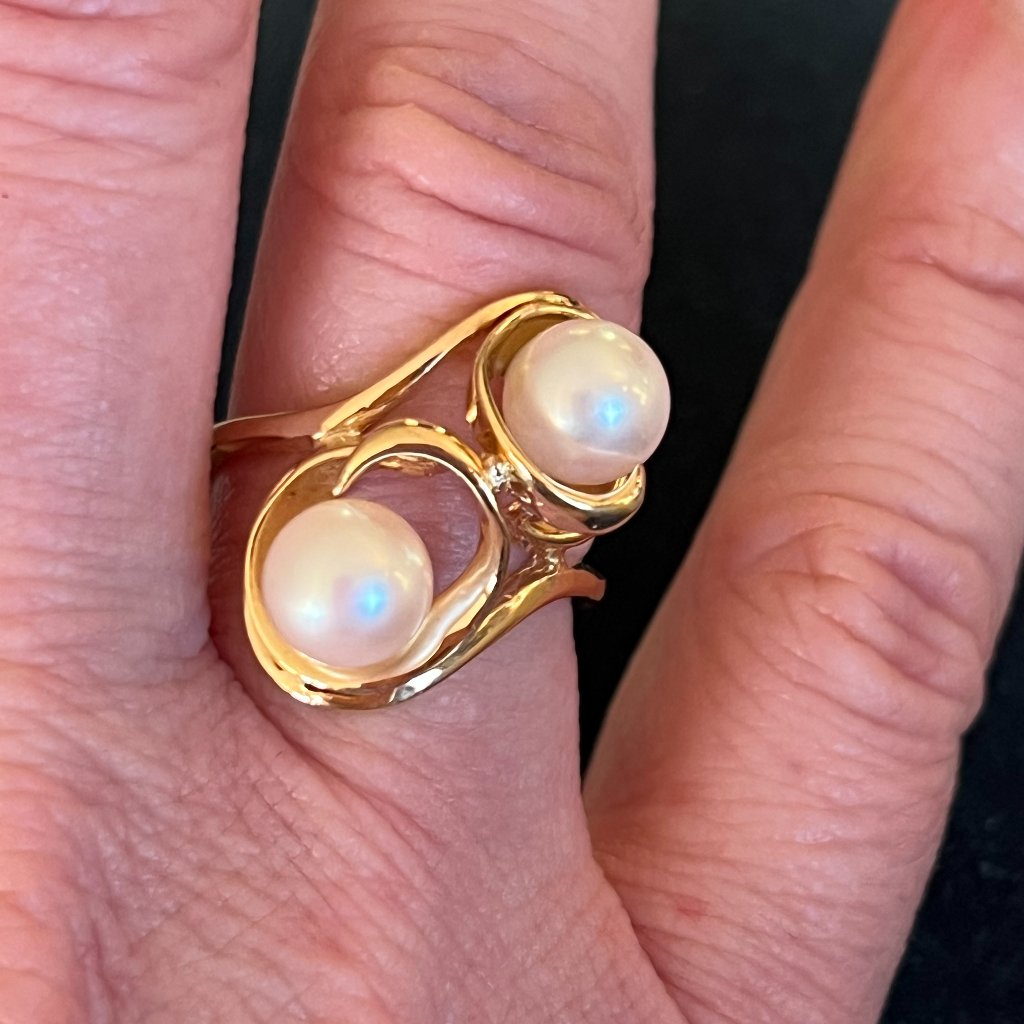 14 Kt Yellow Gold Lustrous Pearl Ring Sz 675